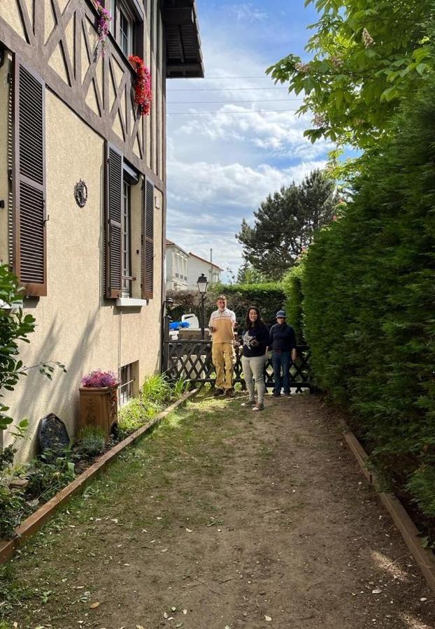 Normandy Chalet Gagny